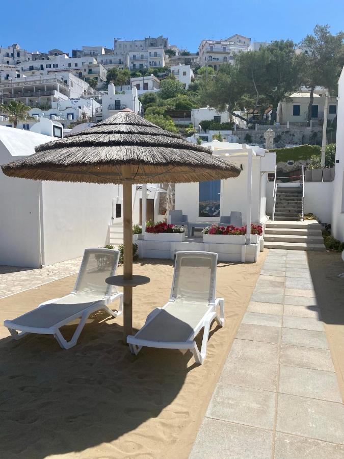 Marina Bay Suites Peschici Bagian luar foto